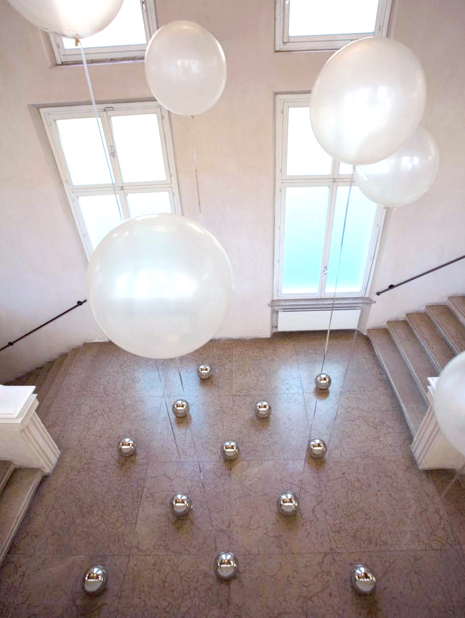 03_Soul-Searching_installazione_2008_Area-Progetto_Galleria_Civica_Modena.jpg